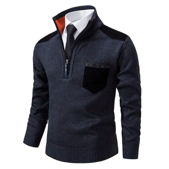 Elegancki sweter męski z kolekcji jesiennej, widok z bliska na splot