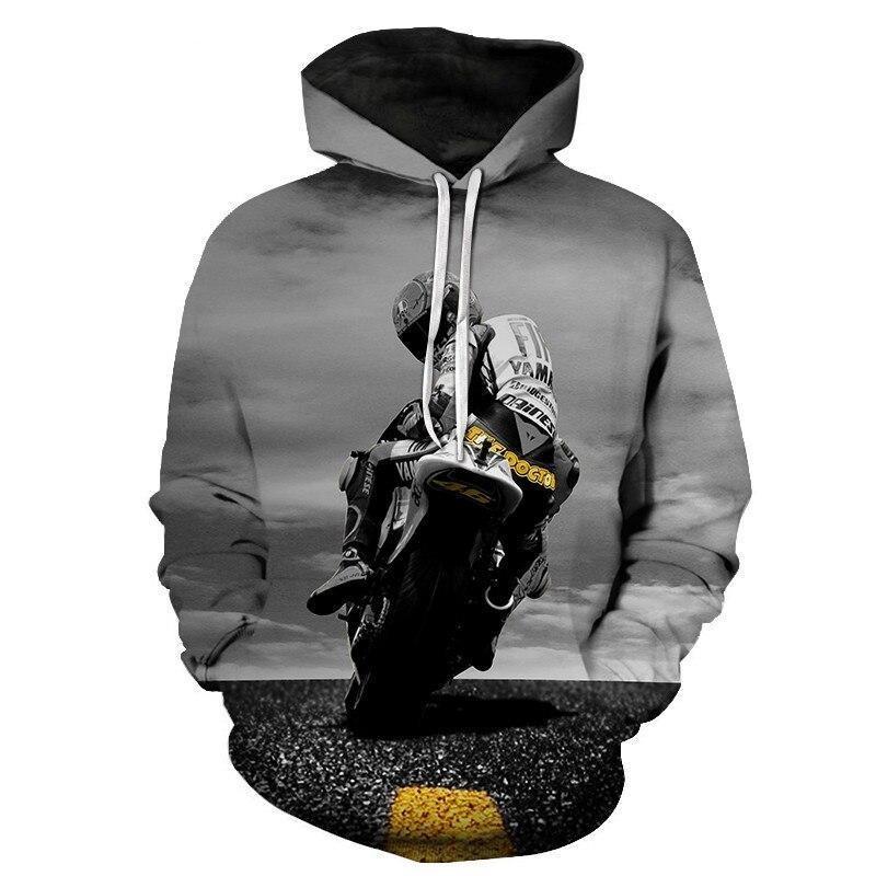 Wygodna męska bluza z kapturem, z grafiką motocyklową. Casualowy styl, doskonała odzież na co dzień dla mężczyzn.