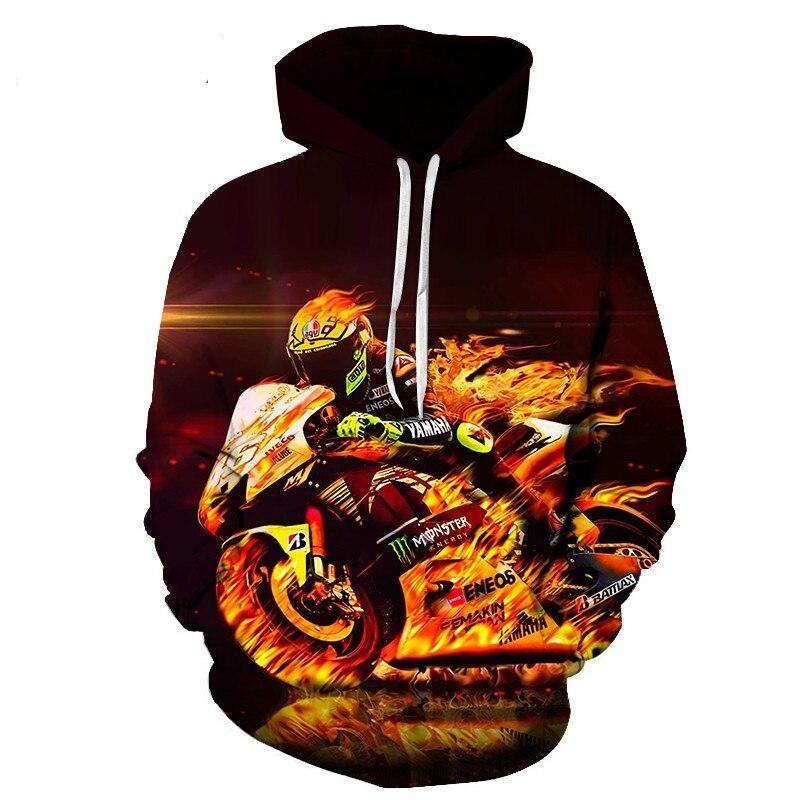 Modna męska bluza z kapturem, z dynamicznym nadrukiem motocykla. Casualowa odzież męska, idealna dla miłośnika dwóch kółek.