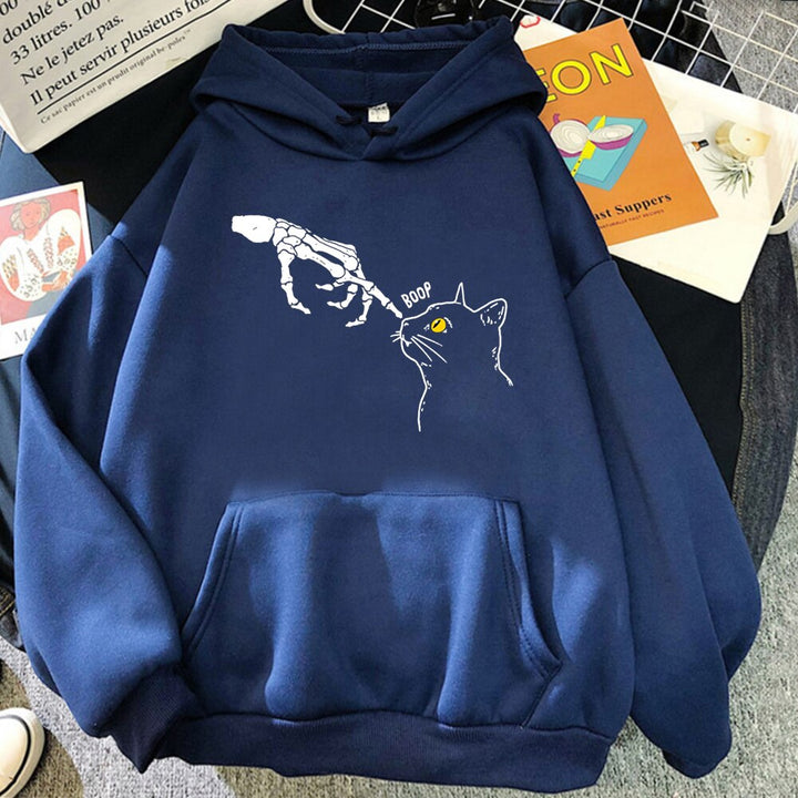 Męska bluza z kapturem z tyłu. Luźna, wygodna, idealna do streetwearu. Komfortowa i stylowa.
