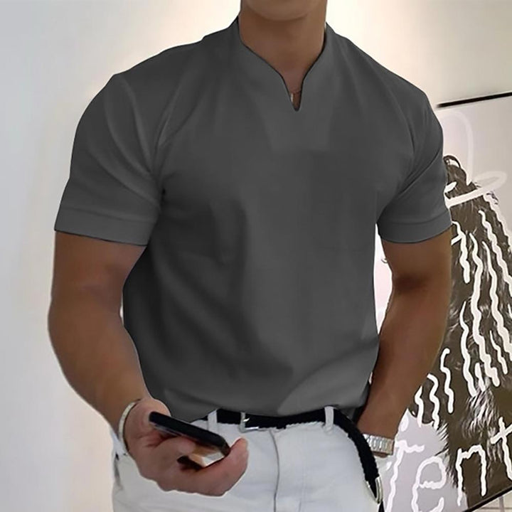 Elegancka casualowa koszulka polo dla mężczyzn. Komfortowy styl na lato i na co dzień.