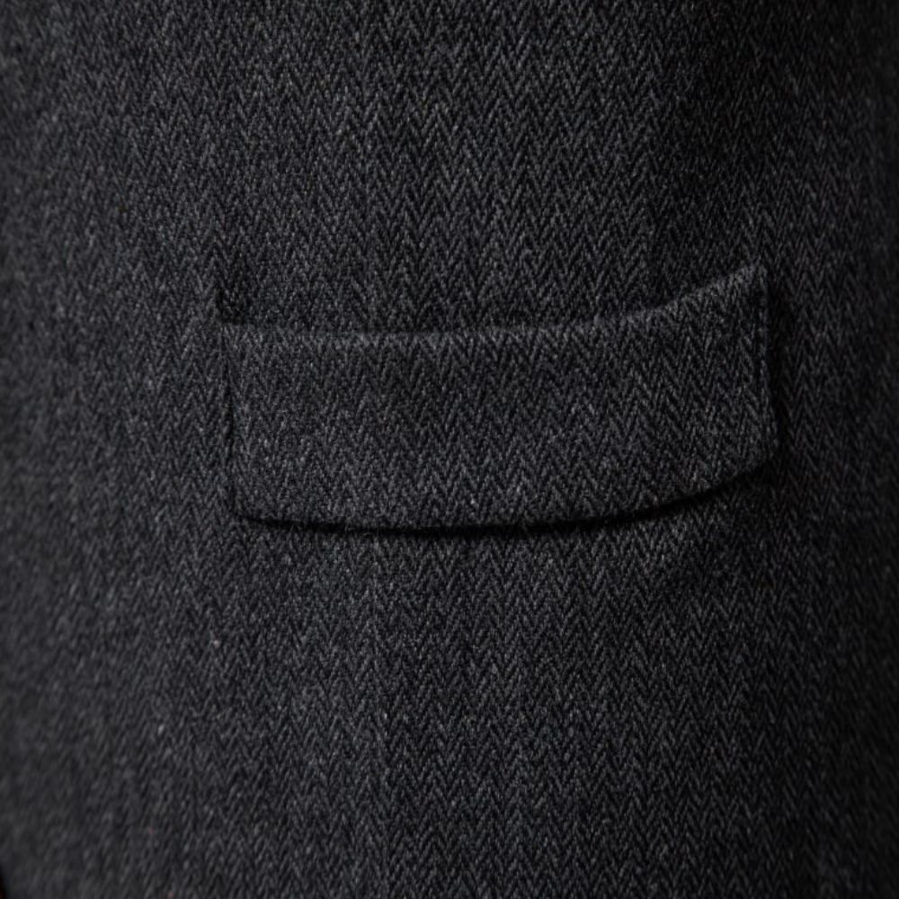 Elegancka męska kamizelka Oliver. Wełniana, dopasowana, idealna do stylizacji casual i formalnych na zimę.