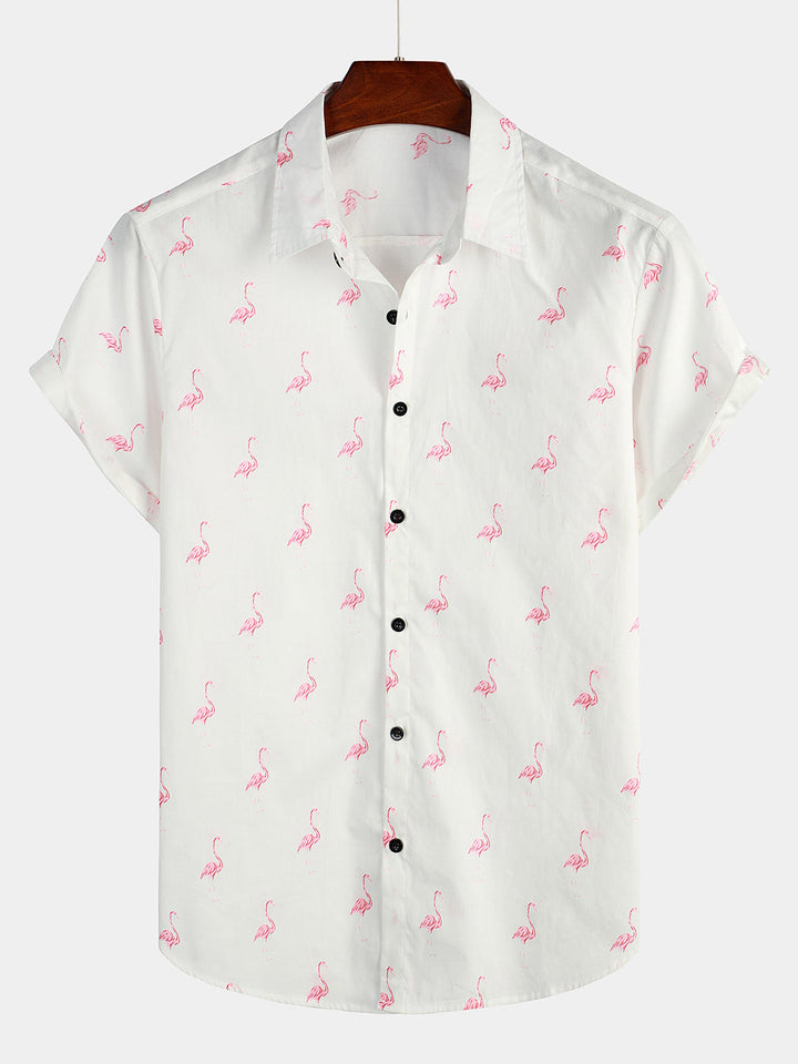 Męska koszula hawaii z nadrukiem w flamingi, krótki rękaw. Idealna na letnie dni i plażę.