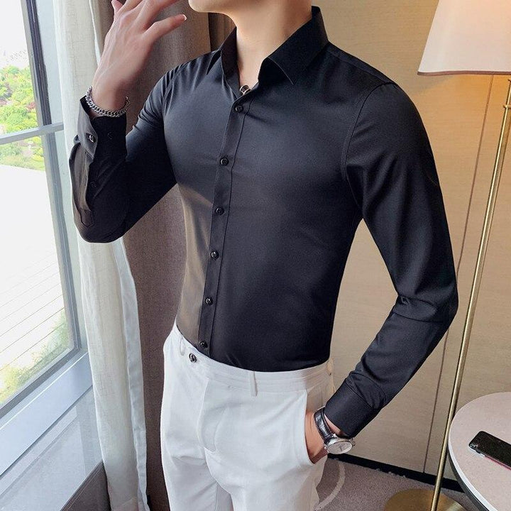 Męska koszula slim fit, dopasowana do sylwetki, elegancka, idealna na wyjścia.