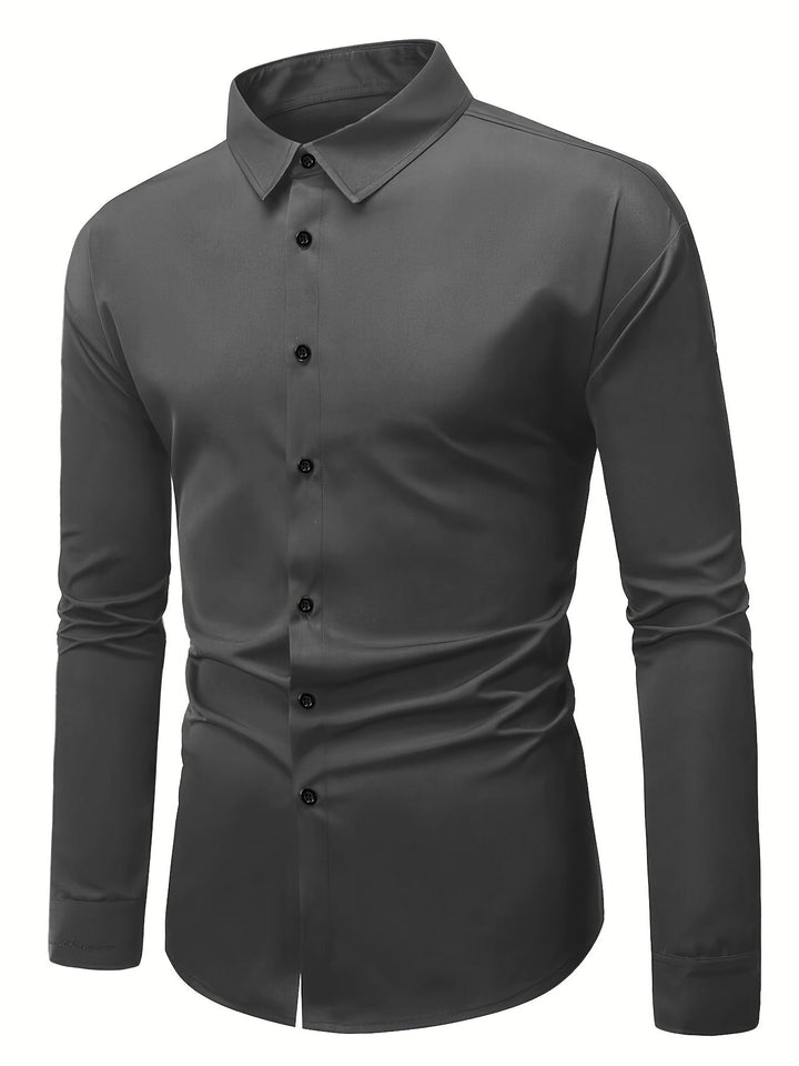 Męska koszula slim fit z długim rękawem. Prezentuje styl biznesowy, smart casual i elegancję.