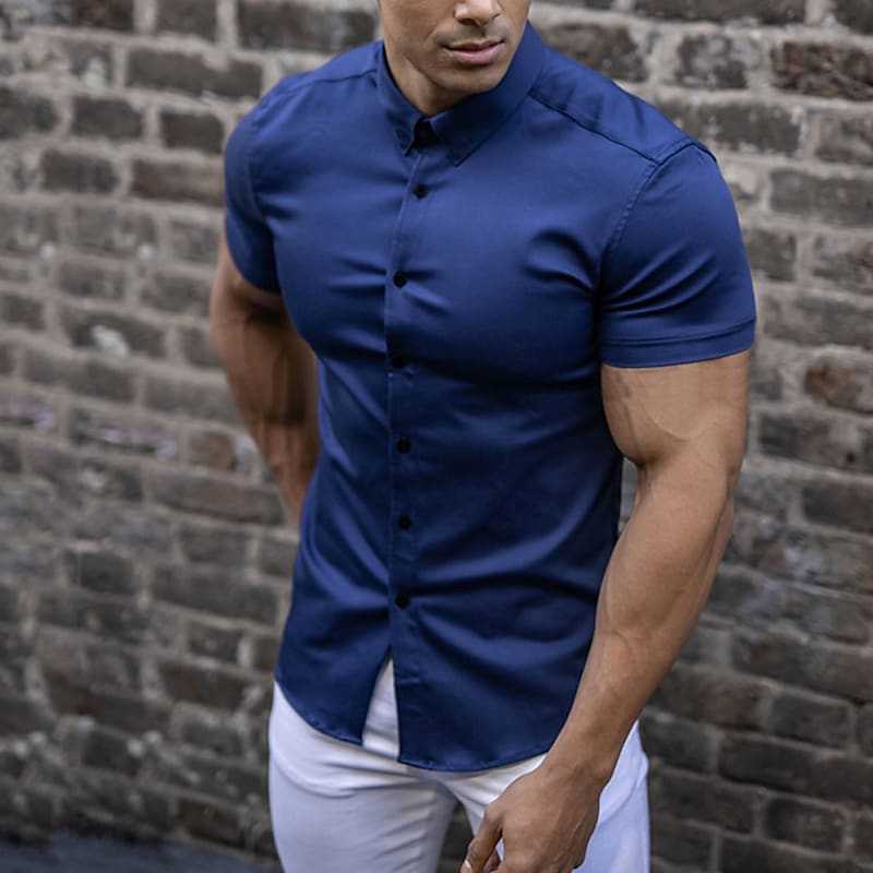 Męska koszula z krótkim rękawem, dopasowany krój slim fit. Casualowa elegancja na każdą okazję.
