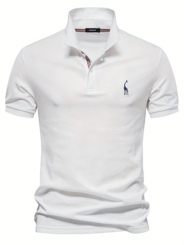 Uniwersalna męska koszulka polo, świetna na wakacje, wiosnę i lato. Must-have w modzie męskiej.