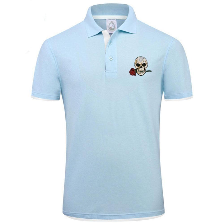 Męska koszulka polo z motywem czaszki i róży. Modny fason, krótki rękaw, idealna do casualowych stylizacji.