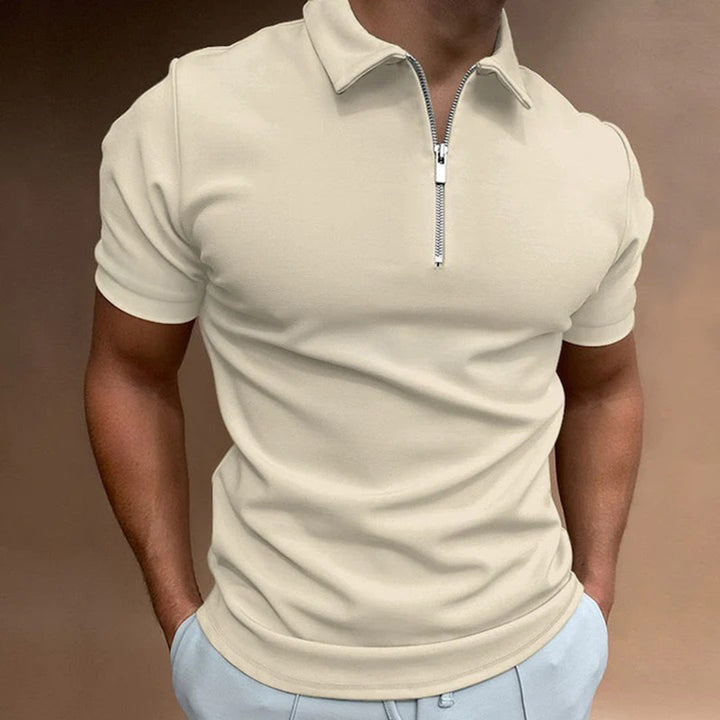 Letnia koszulka polo męska z zamkiem, połączenie stylu casual i elegancji.