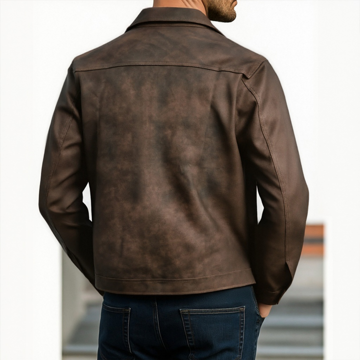 Zielona męska kurtka motocyklowa o kroju slim fit, stylowa i wygodna odzież na co dzień.