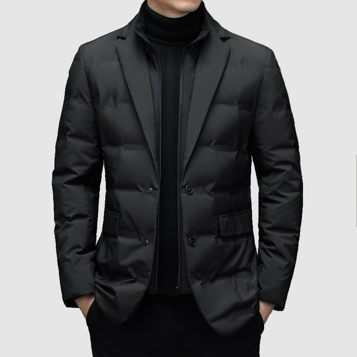 Męska lekka pikowana kurtka przejściowa, idealna na jesień. Casualowa, komfortowa moda męska, styl miejski.