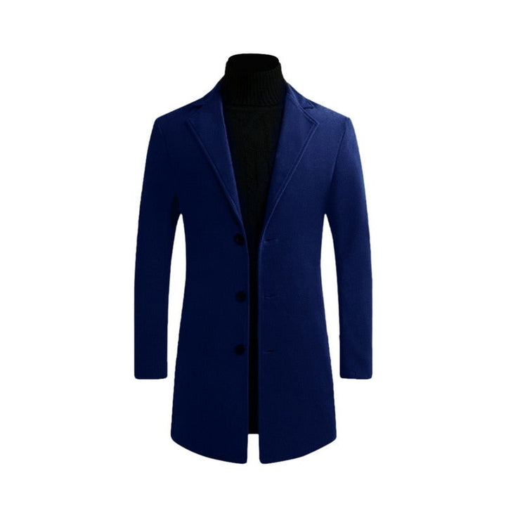 Klasyczny długi płaszcz męski. Ponadczasowy design i slim fit zapewniają stylowy wygląd.