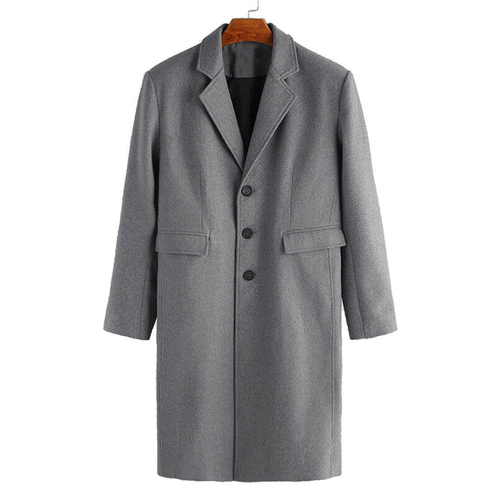 Męski długi płaszcz zimowy slim fit z guzikami, idealny na eleganckie i casualowe stylizacje.
