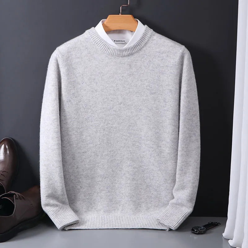 Komfortowy męski sweter casualowy, długi rękaw. Doskonały na co dzień, do smart casual. Uniwersalna moda męska.