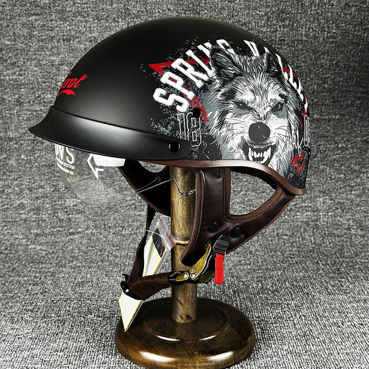 Kask męski motocyklowy chopper, minimalistyczny, widok z tyłu, stylowa ochrona głowy.