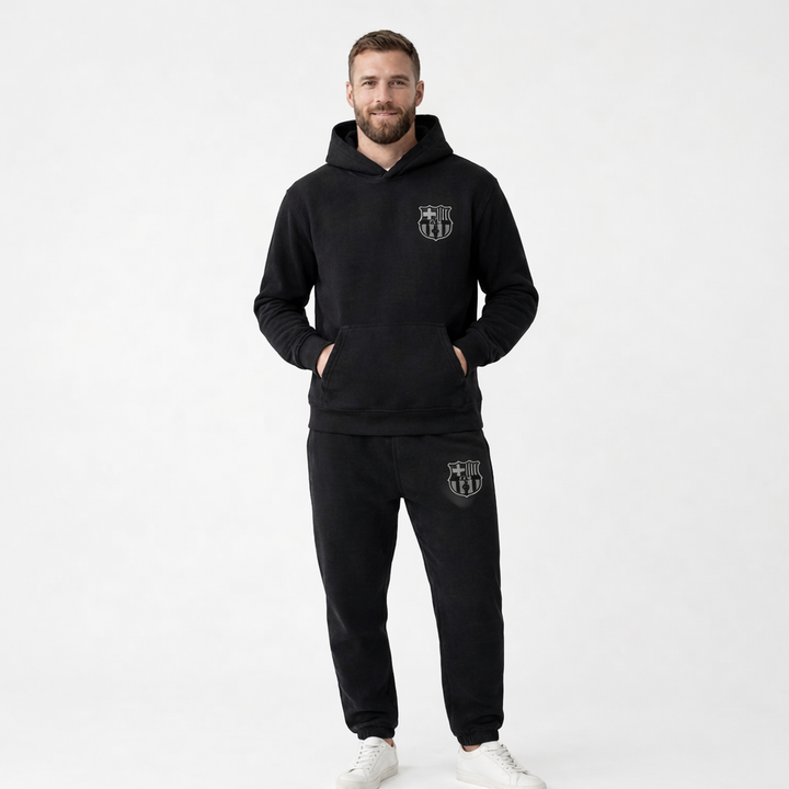 Stylowy męski komplet dresowy z kapturem. Komfortowy dres sportowy do aktywności i codziennych zadań.