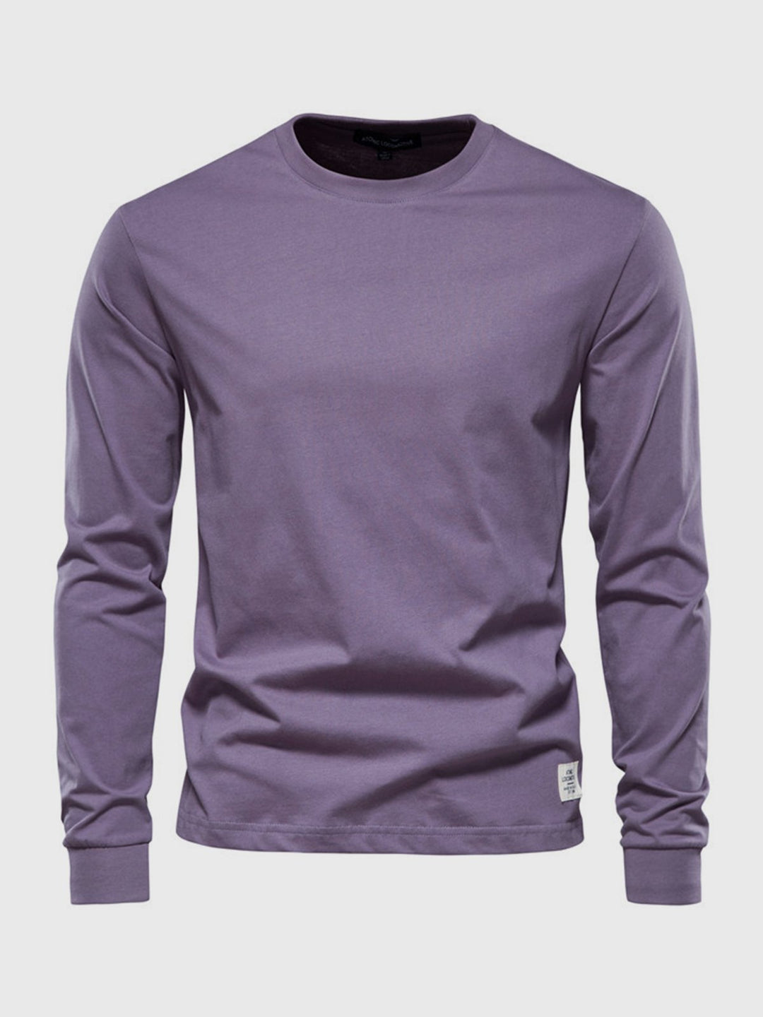 Męska moda: longsleeve z długim rękawem, gładka koszulka dla codziennych stylizacji, komfort i styl.