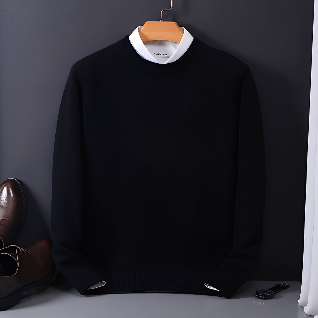 Sweter męski Esmund: ciepły, komfortowy i elegancki. Obowiązkowy element odzieży męskiej na zimę.