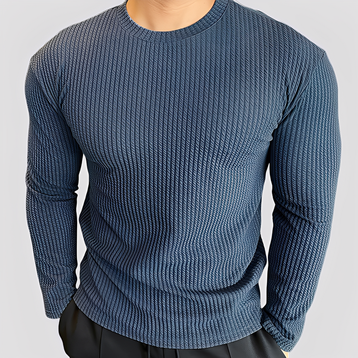 Elegancki męski sweter z prążkowaniem w luźnym kroju, perfekcyjny do codziennych i modnych stylizacji.