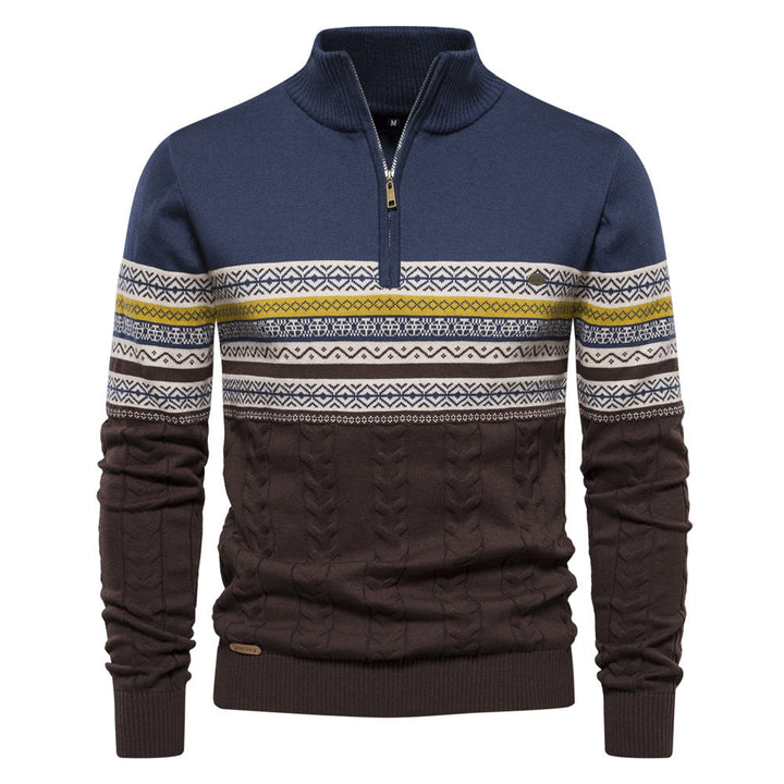 Elegancki męski sweter w pasy z zamkiem pod szyją. Wygodny casualowy sweter, idealny do stylizacji męskich na zimę.