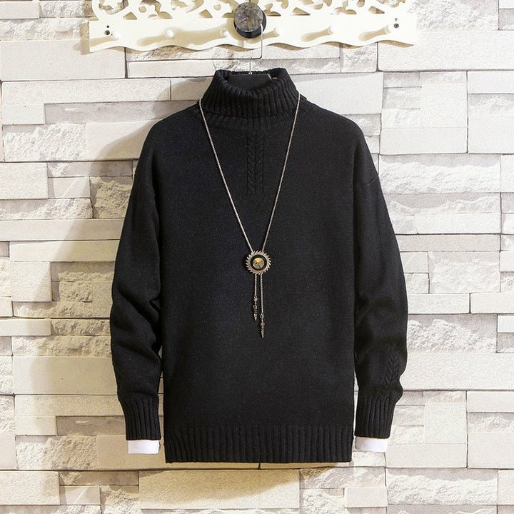 Zimowy męski sweter golf z ozdobnym przeszyciem. Elegancki i casualowy, pasujący do wielu zestawów.