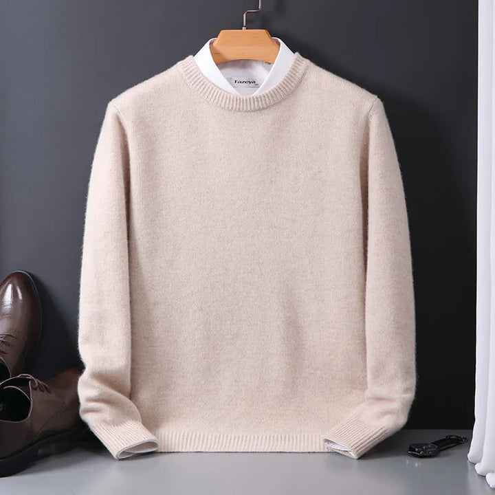 Sweter męski jesienny z modnym, klasycznym wzorem. Komfortowy materiał, uniwersalny do eleganckich i casualowych stylizacji.