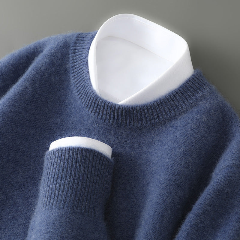 Sweter męski retro, ciepły i stylowy na zimę. Wygodny półgolf, idealny do eleganckich i codziennych outfitów.