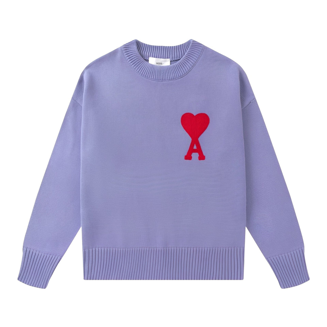 Męski sweter z sercem. Klasyczny krój, komfortowy sweter męski, idealny na co dzień i zimowe stylizacje.