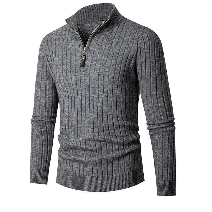 Komfortowy męski sweter z półzamkiem i wysokim kołnierzem. Elegancki wybór na jesień i zimę.