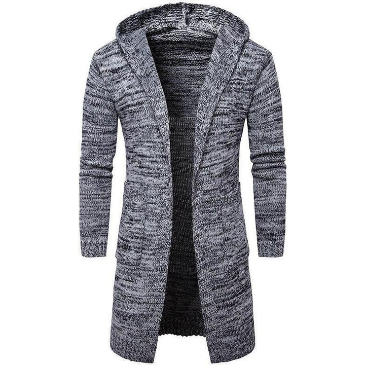 Męski szary sweter rozpinany z kapturem i kieszeniami, idealny na casualowe stylizacje, ciepły i modny.