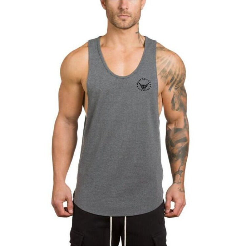 Wygodny męski tank top o luźnym kroju, doskonały do letnich stylizacji. Casualowa koszulka męska basic.