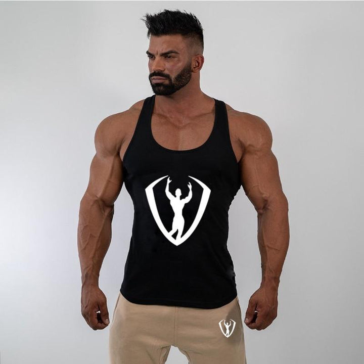 Męski tank top z modnym nadrukiem, czarny, dopasowany, idealny na lato. Stylowy bezrękawnik casual.
