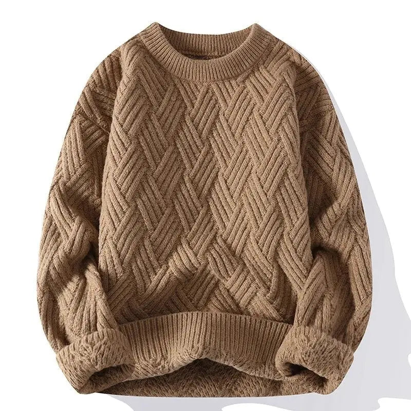 Męski zimowy sweter z warkoczowym splotem, widok z przodu, moda męska