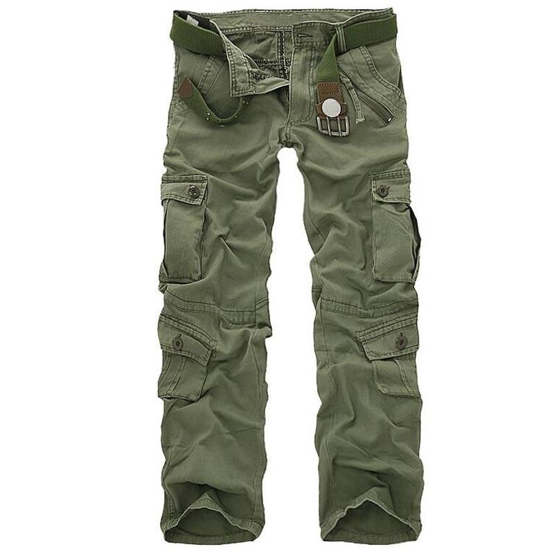 Modne czarne bojówki męskie z wieloma kieszeniami, uniwersalne spodnie cargo w casualowym stylu.