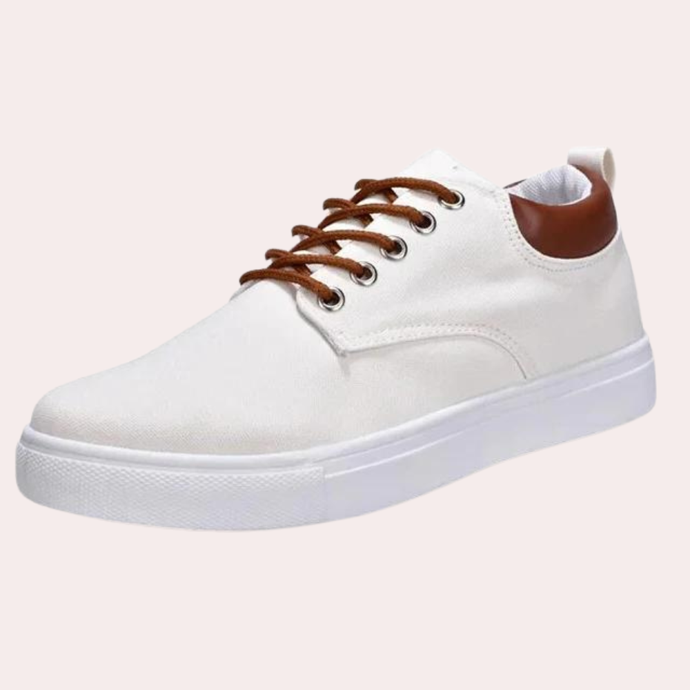 Klasyczne męskie buty casualowe, sznurowane, lekkie. Wygodne, niskie obuwie na każdą porę roku.