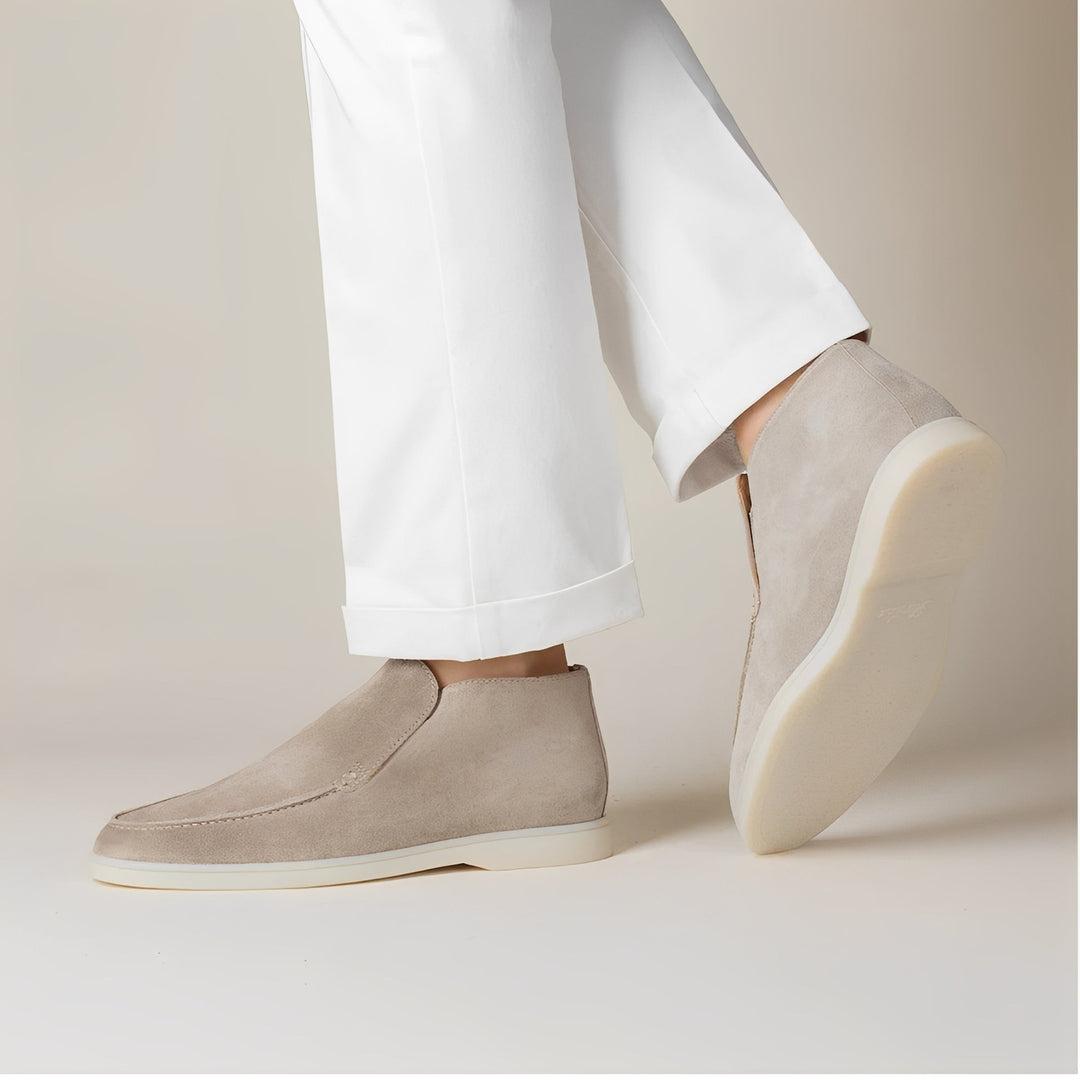 Klasyczne męskie buty loafery. Stylowe mokasyny do biura i na wyjście, zapewniające komfort noszenia.