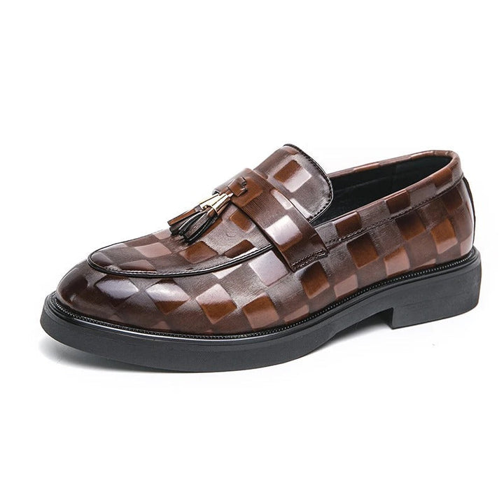 Wygodne mokasyny męskie, eleganckie buty casualowe. Idealne obuwie na każdą okazję i do codziennych stylizacji.