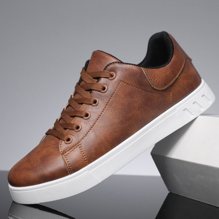 Męskie eleganckie sneakersy casualowe. Modne i komfortowe buty męskie do stylizacji miejskich na co dzień.