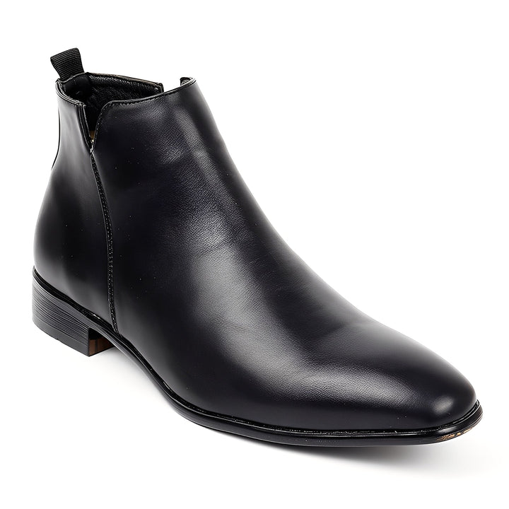 Eleganckie botki męskie Malcom. Modne buty zimowe i jesienne w stylu vintage, idealne do pracy.