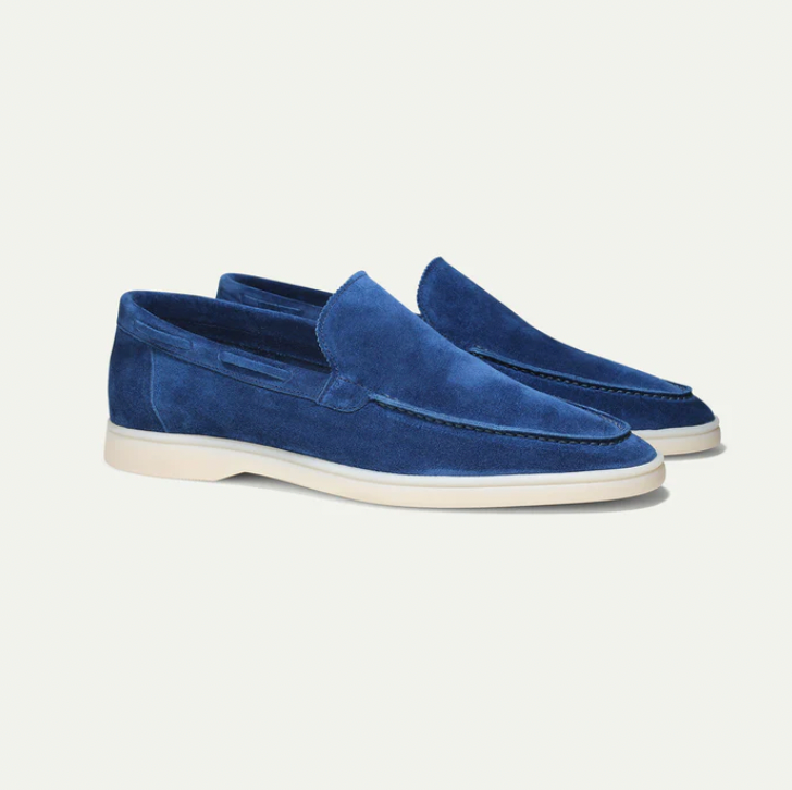 Klasyczne męskie loafersy, eleganckie obuwie wizytowe. Męskie buty gwarantujące styl i wygodę noszenia.
