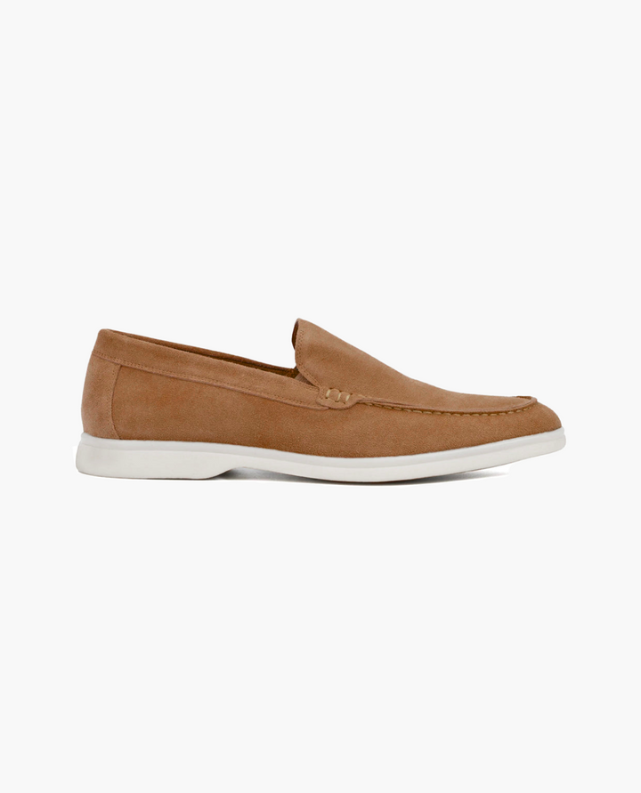 Komfortowe męskie mokasyny, idealne jako buty codzienne, stylowe obuwie smart casual.