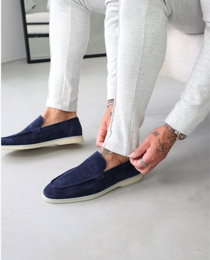 Modne męskie mokasyny, eleganckie wsuwane buty codzienne, idealne do letnich stylizacji.