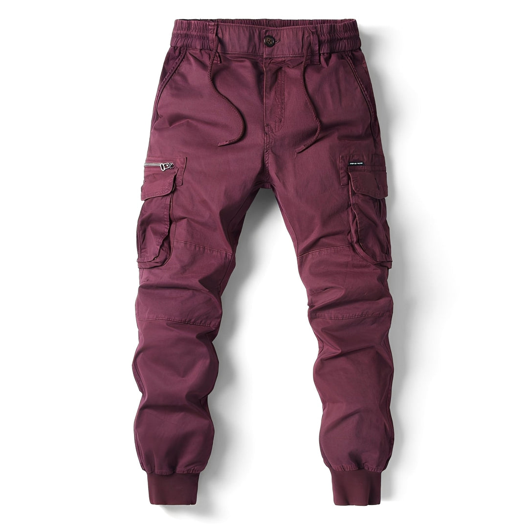 Stylowe męskie spodnie jogger cargo, doskonałe do miejskich i codziennych looków.