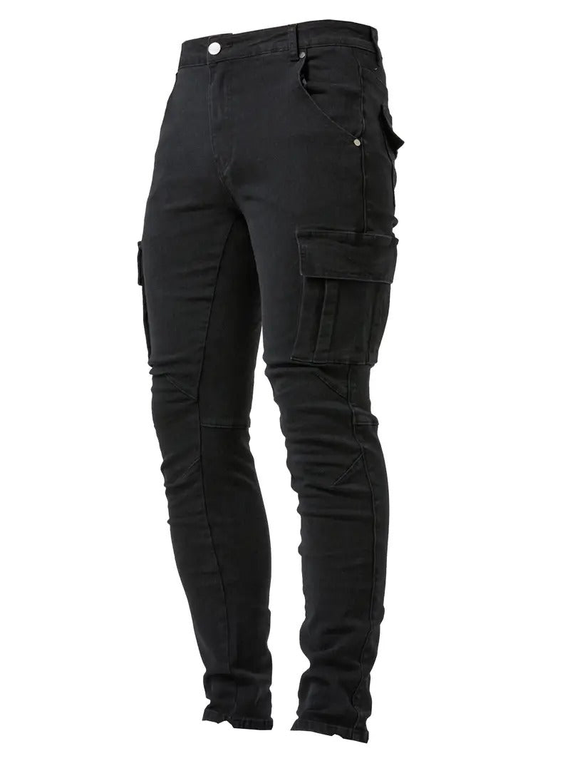 Wygodne spodnie cargo slim fit dla mężczyzn, idealne do casualowych stylizacji, z praktycznymi kieszeniami.