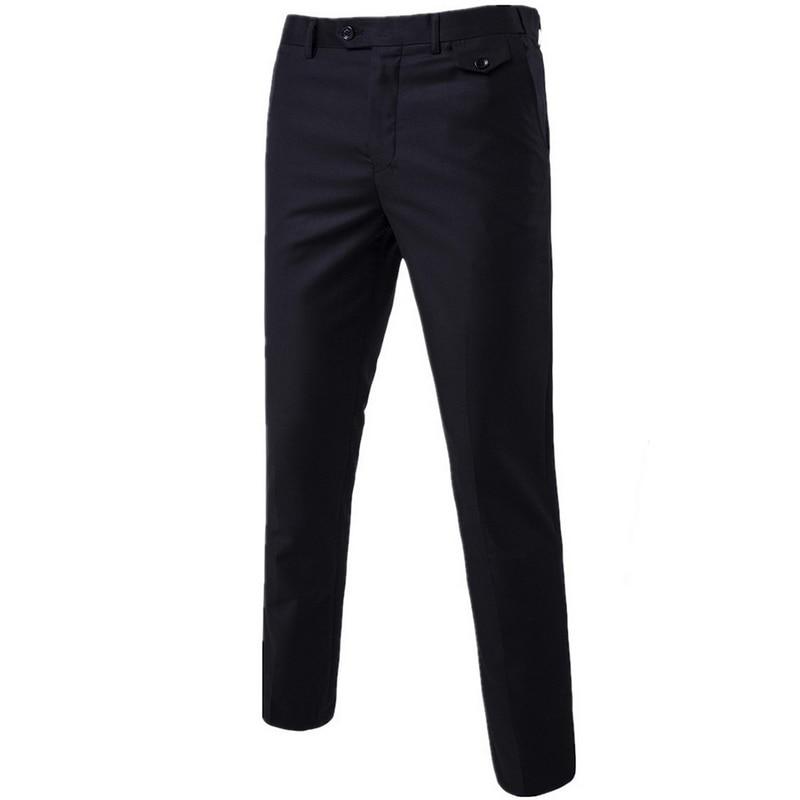Męskie spodnie materiałowe slim fit, idealne do stylizacji casualowych i eleganckich.