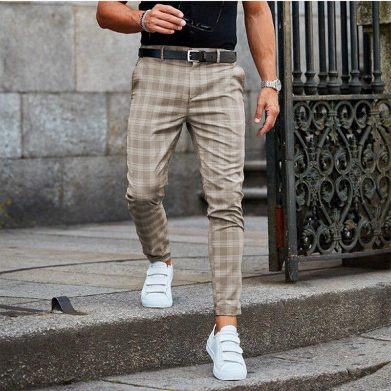 Eleganckie spodnie męskie w kratkę, smart casual. Idealne na randkę i do pracy. Wygodne chinosy.