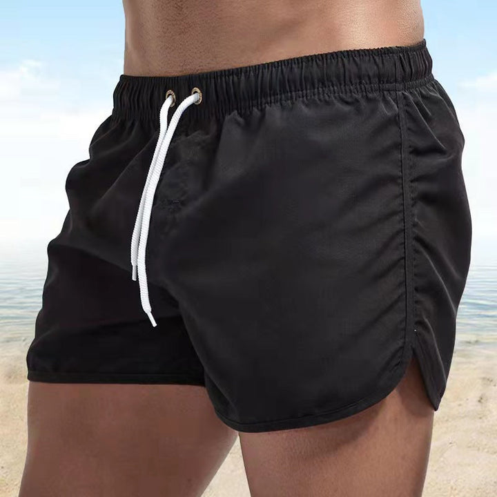 Męskie szorty kąpielowe Oliwier, szybkoschnące i modne. Idealne na plażę, basen i letnie wakacje.