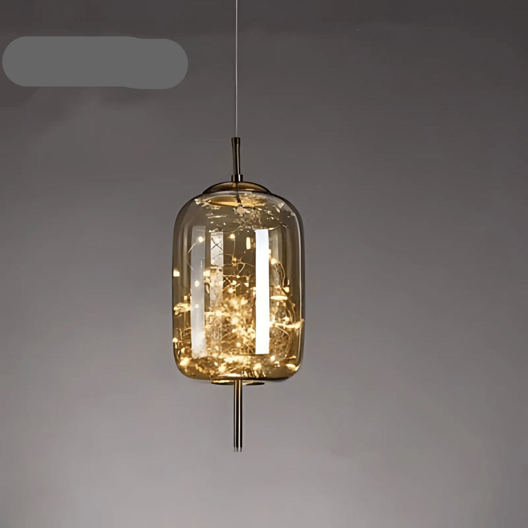 Lampa sufitowa z magicznym motywem wróżek, szklany klosz. Idealna do wnętrz w stylu boho.