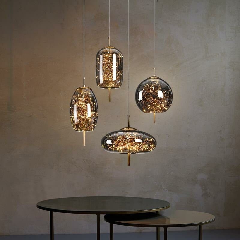 Elegancka lampa sufitowa z przezroczystym kloszem Wróżki. Oświetlenie do sypialni.