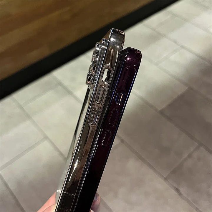 Luksusowe etui soft-shell dla iPhone, magnetyczny case, smukła ochrona i wyrafinowany styl.